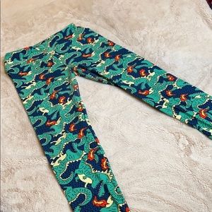 Lularoe dragon one size leggings